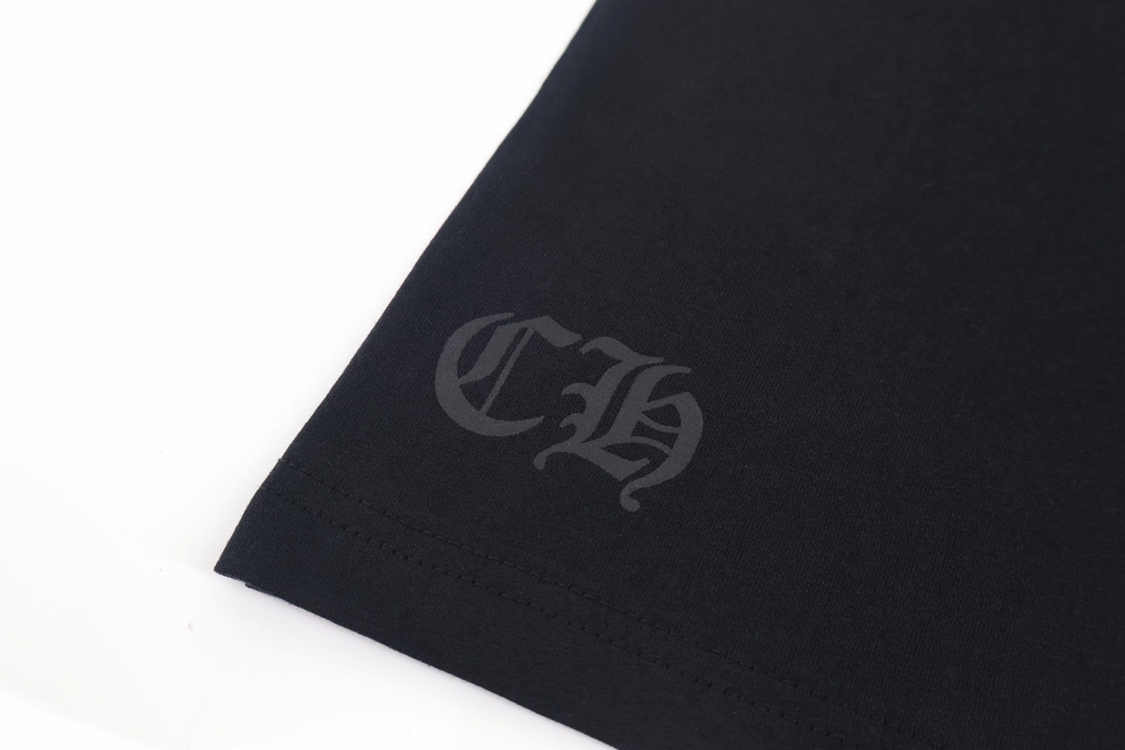 Chrome Hearts CH 克罗心 梵文粉字圆领短袖 T恤 白色 黑色 A0  