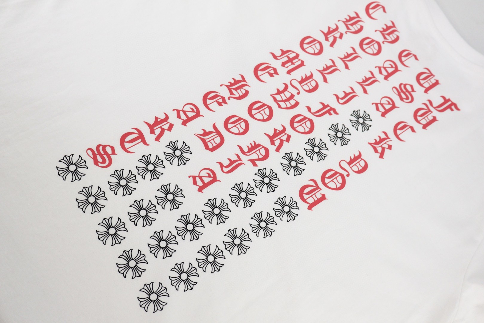 Chrome Hearts CH 克罗心 梵文粉字圆领短袖 T恤 白色 黑色 A0  