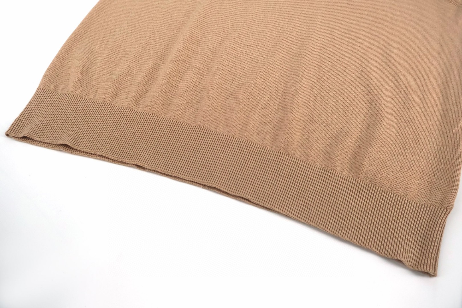 MIU MIU 三扣圆领针织衫 短袖 黑色 卡其色 B0