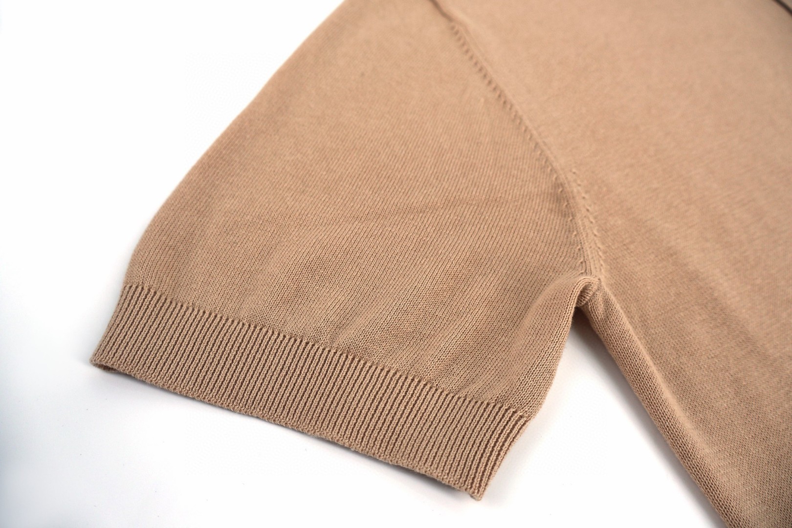 MIU MIU 三扣圆领针织衫 短袖 黑色 卡其色 B0