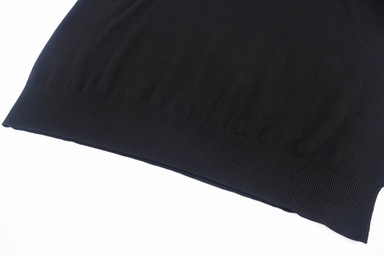 MIU MIU 三扣圆领针织衫 短袖 黑色 卡其色 B0