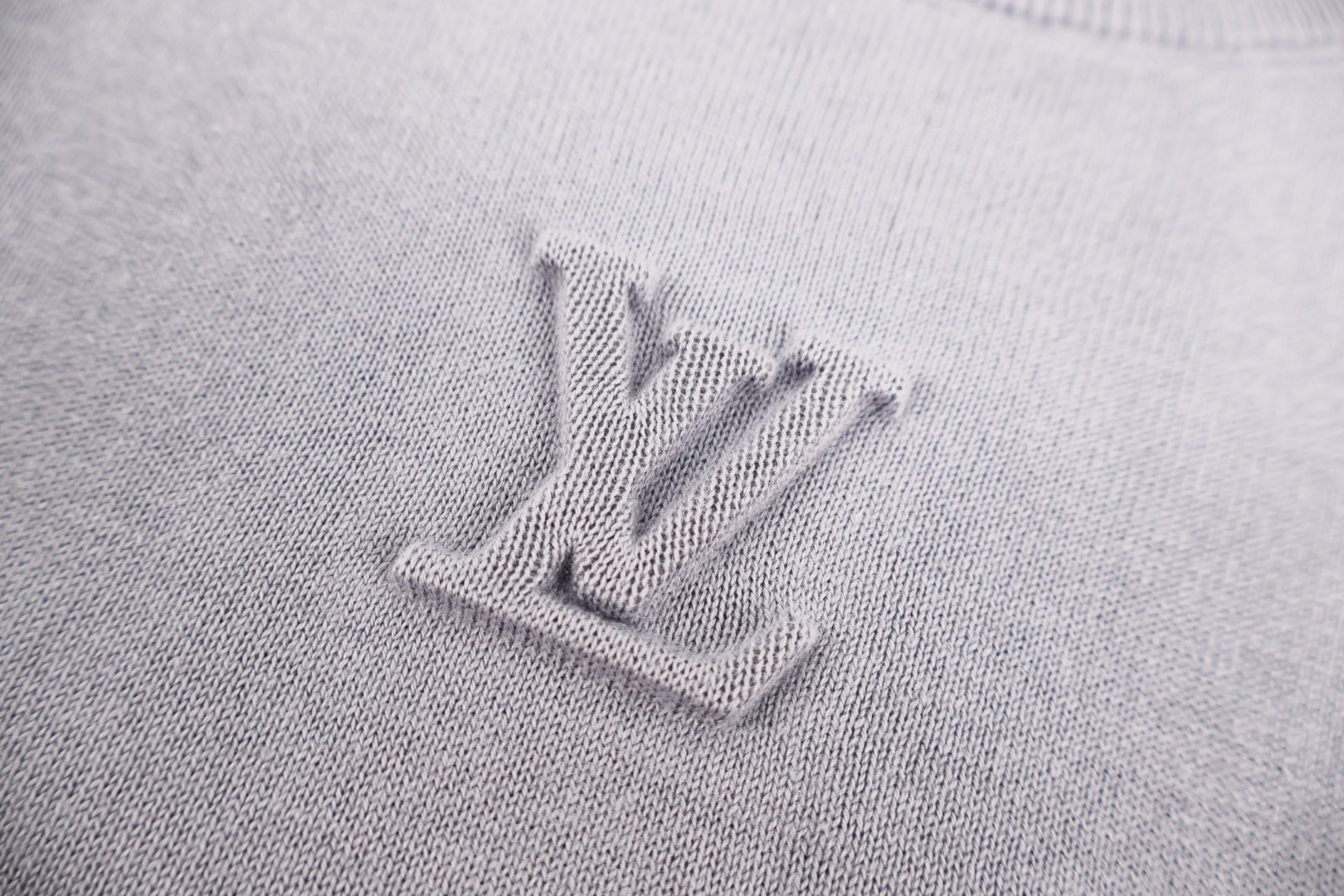 LOUIS VUITTON 路易威登 LV 立体浮雕拼色针织圆领短袖 针织衫 T恤 灰色 B0 1AJR72