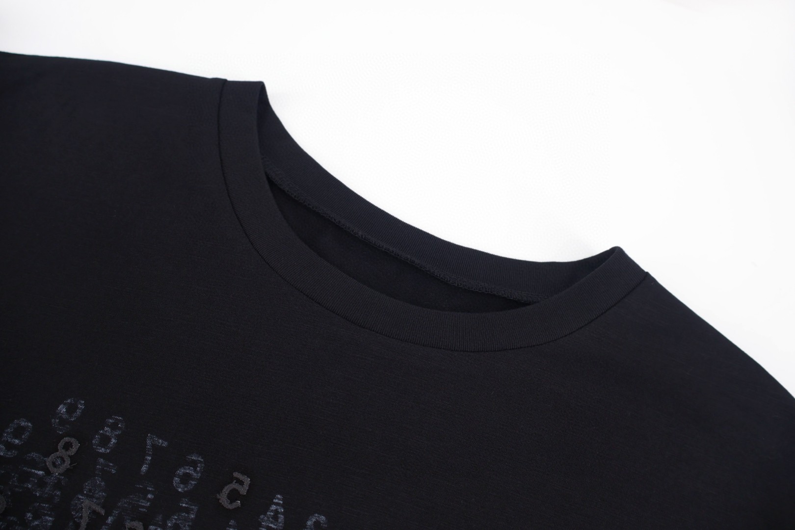 Maison Margiela 马吉拉 反向刺绣圆领短袖 T恤 套头 夏季 黑色 A0 S50GC0730M20164861