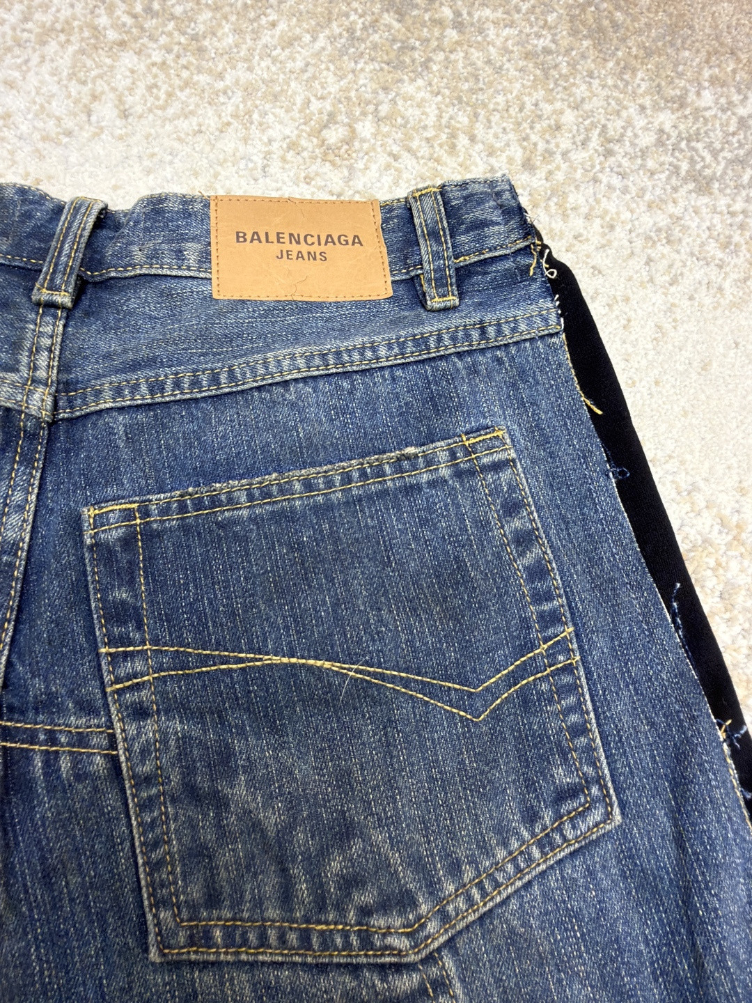 Balenciaga 巴黎世家 CUT-UP牛仔裤 长裤 裤子 蓝色 C0 831176TSW714011