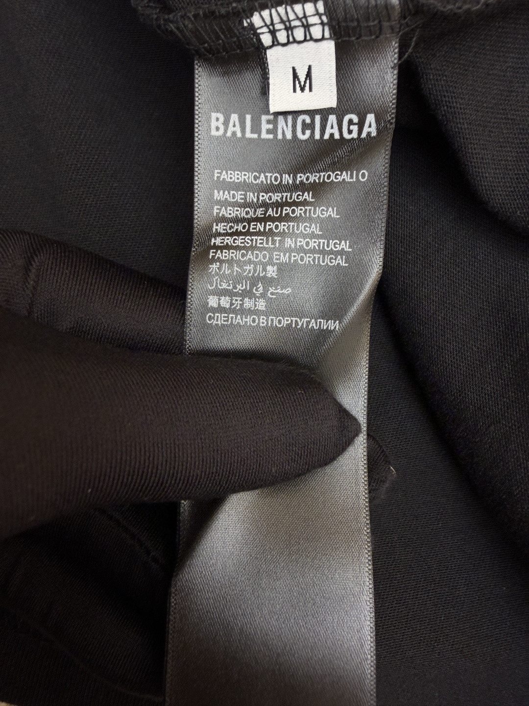 Balenciaga 巴黎世家 错乱字母胶带直喷印花圆领短袖 T恤 夏季 黑色 A5 764235TUVI61000