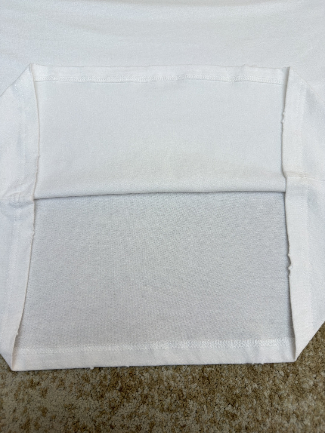 Balenciaga 巴黎世家 错乱字母胶带直喷印花圆领短袖 T恤 夏季 白色 A0 764235TUVI61000