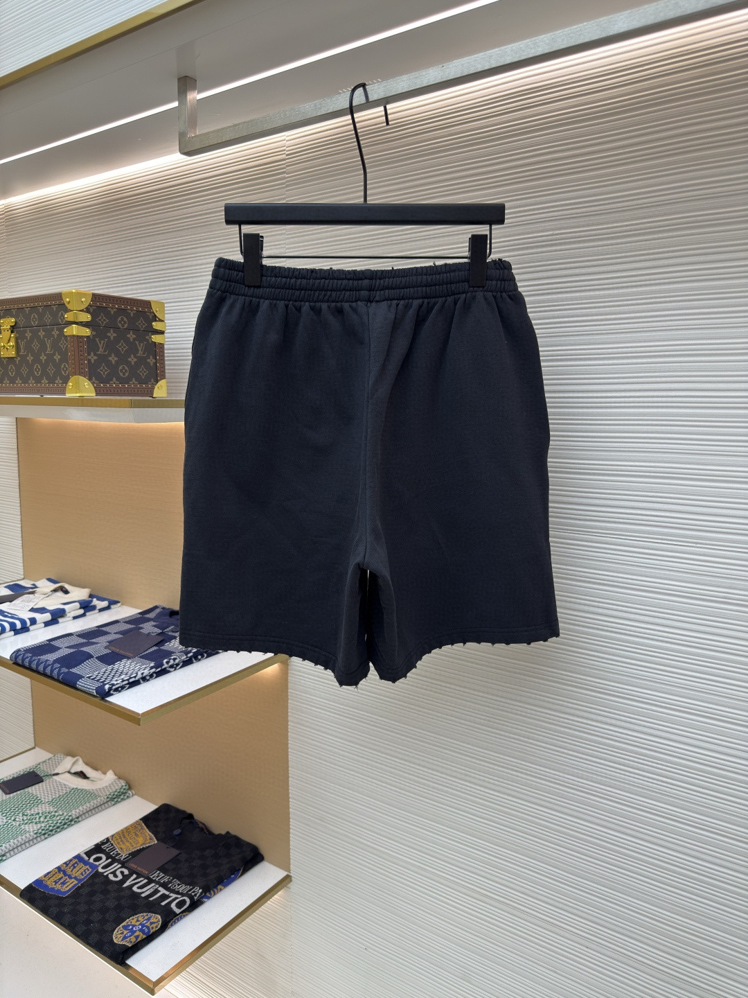 Balenciaga 巴黎世家 字母烫钻松紧腰短裤 休闲裤 运动裤 裤子 夏季 黑色 B0 676137TQVY11083