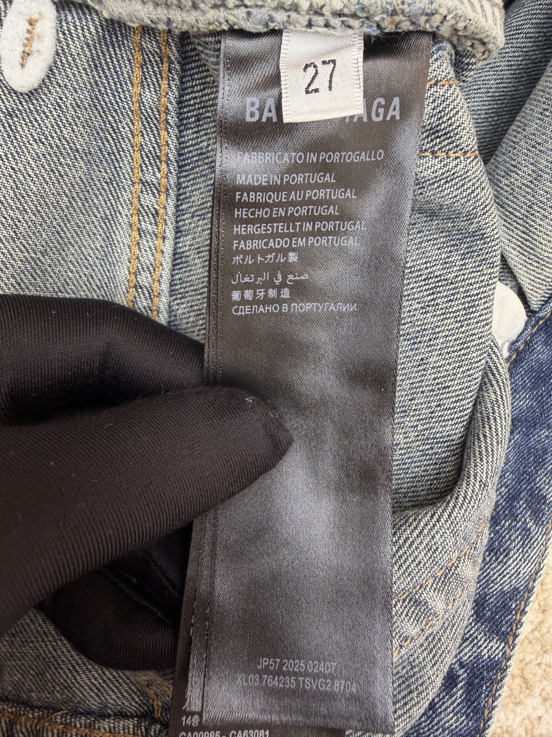 Balenciaga 巴黎世家 FOLDED牛仔短裤 休闲裤 五分裤 裤子 夏季 蓝色 B0