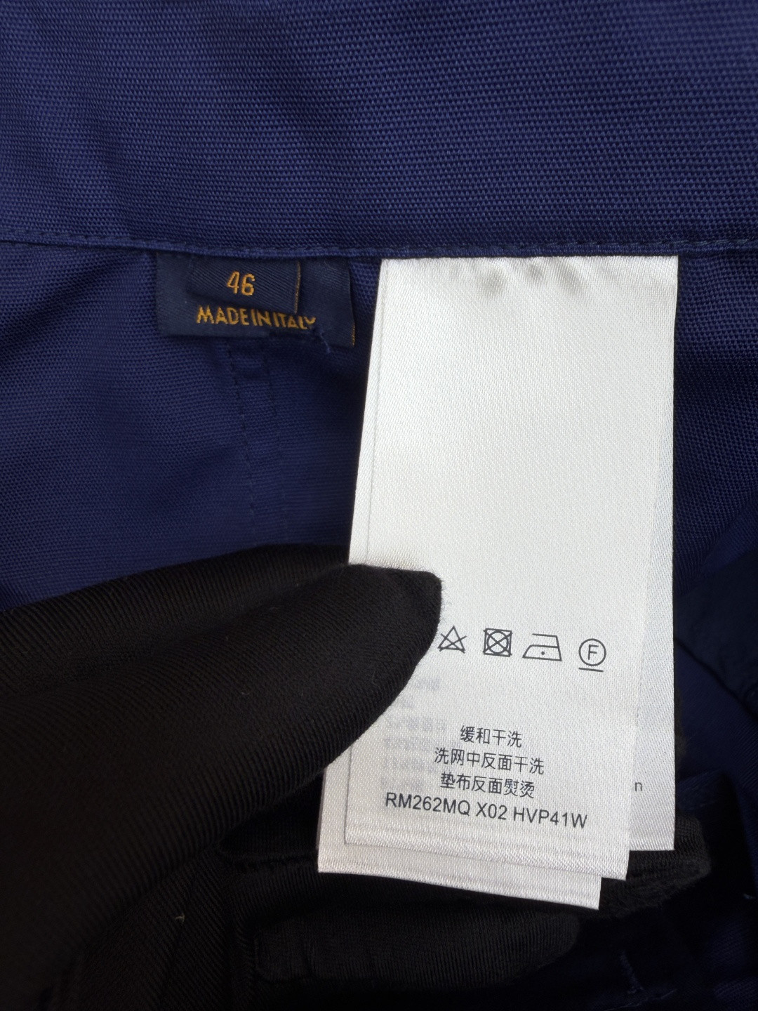 LOUIS VUITTON 路易威登 LV 纯色珠光纽扣工装短裤 休闲裤 裤子 五分裤 蓝色 B0 1AK763