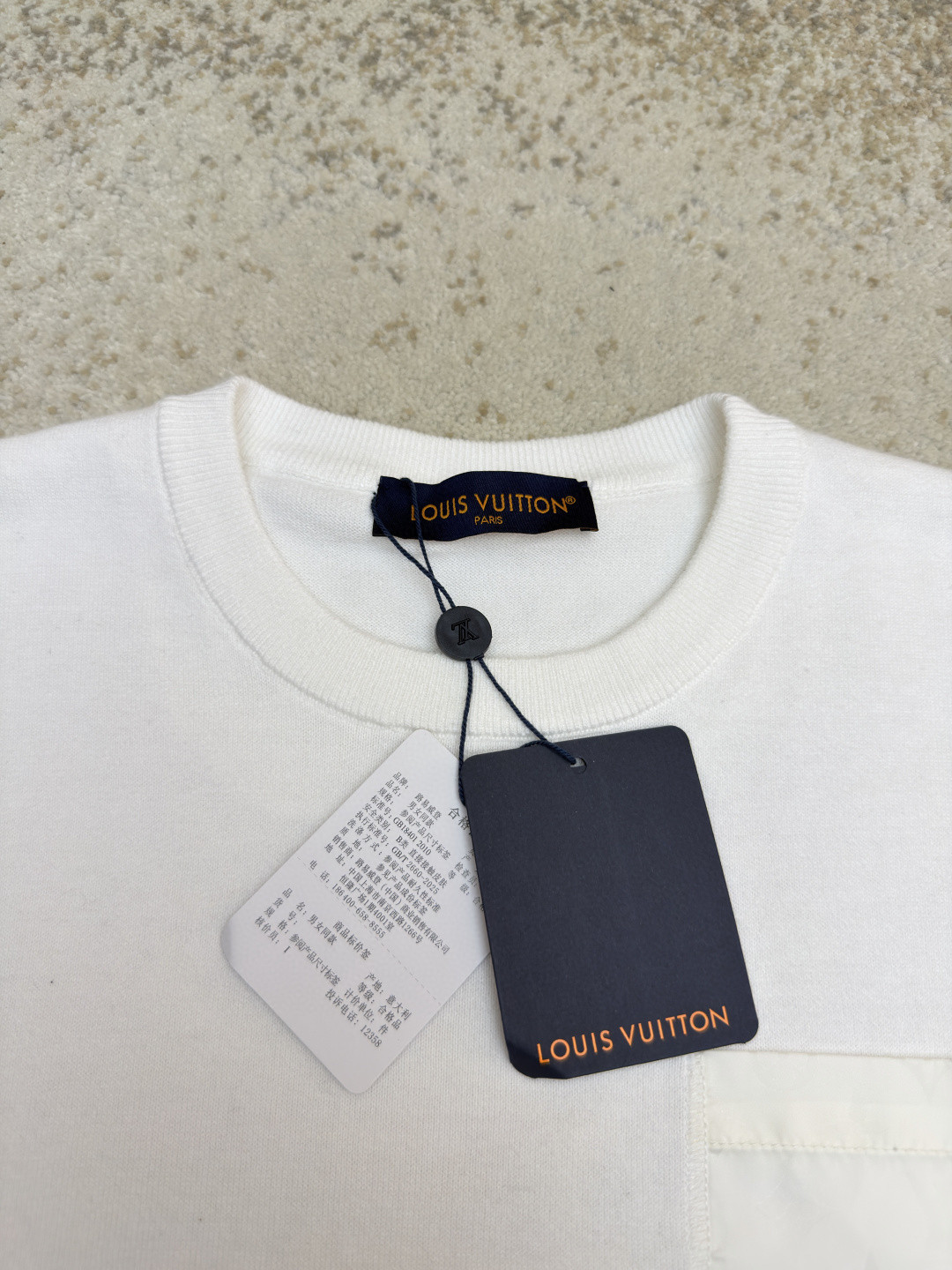 LOUIS VUITTON 路易威登 LV 纯色锦纶嵌饰针织圆领短袖 夏款 白色 黑色 蓝色 B0 1AHVQ0