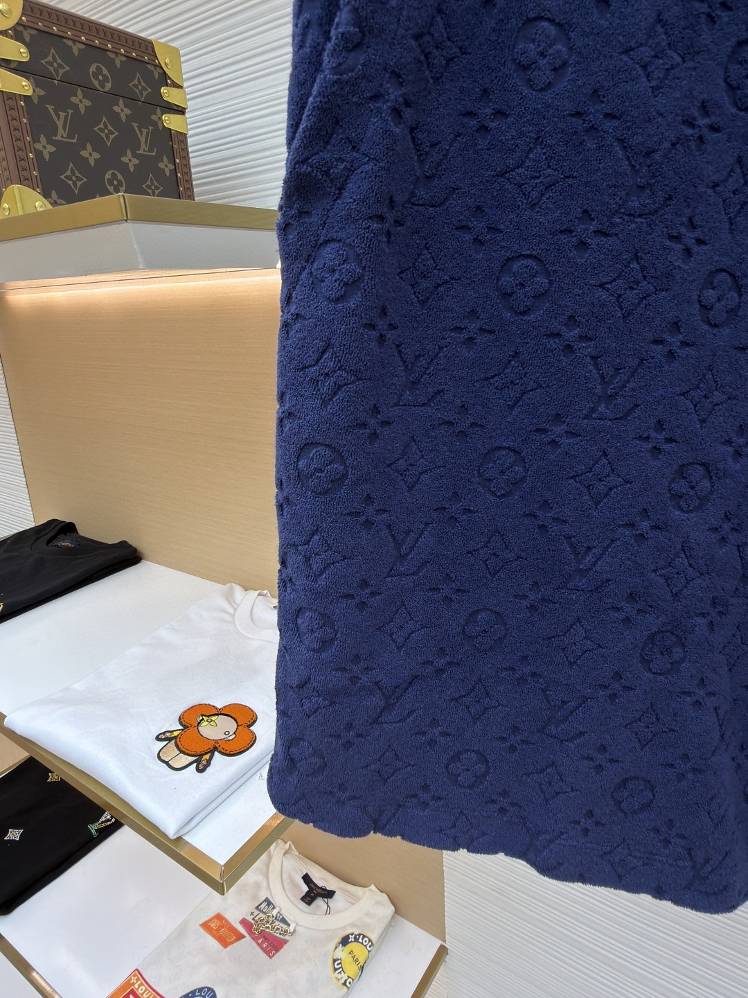 LOUIS VUITTON 路易威登 LV 压印毛圈布松紧腰短裤 休闲裤 裤子 五分裤 黑色 蓝色 B0