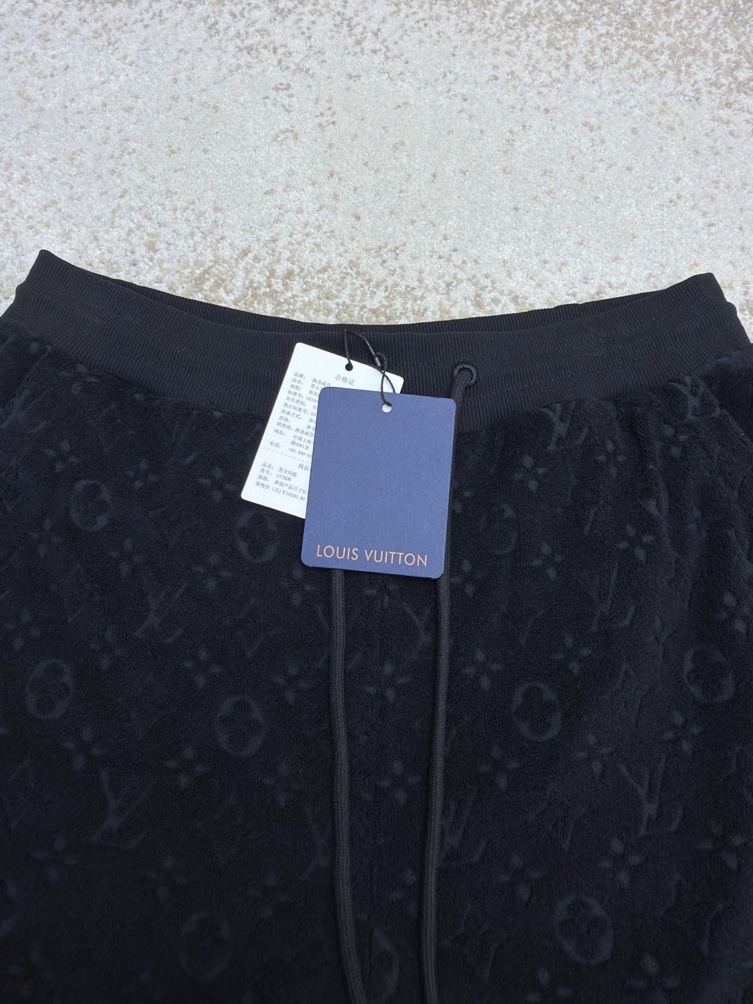LOUIS VUITTON 路易威登 LV 压印毛圈布松紧腰短裤 休闲裤 裤子 五分裤 黑色 蓝色 B0