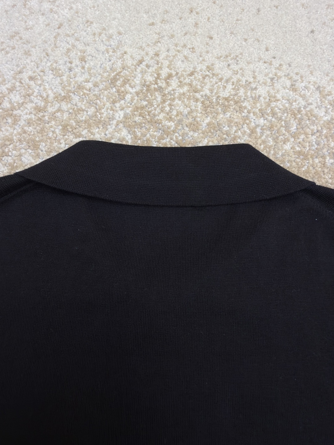 LOUIS VUITTON 路易威登 LV 字母皮牌标识针织Polo衫 短袖 夏款 黑色 B0 1AK71C