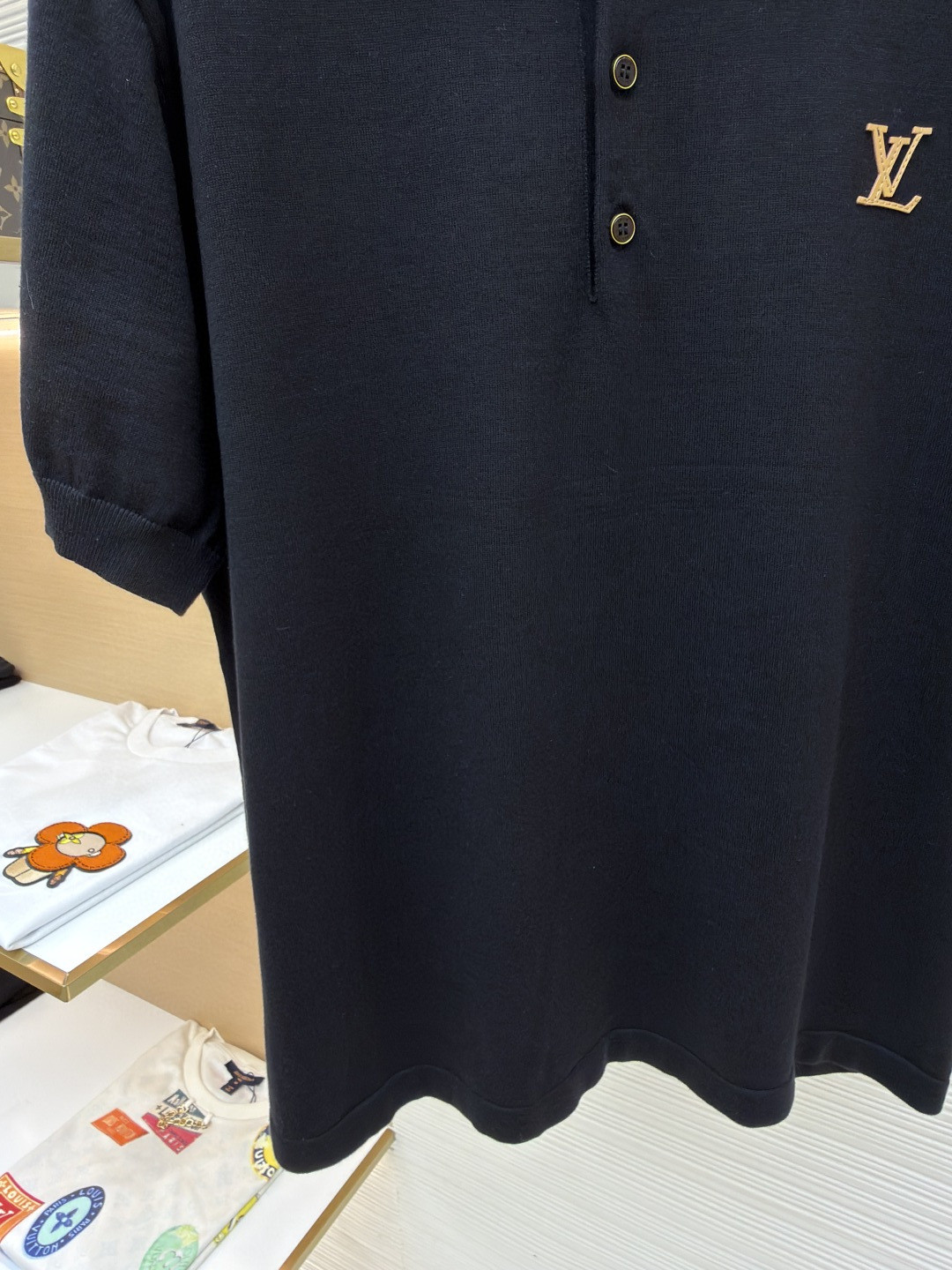 LOUIS VUITTON 路易威登 LV 字母皮牌标识针织Polo衫 短袖 夏款 黑色 B0 1AK71C