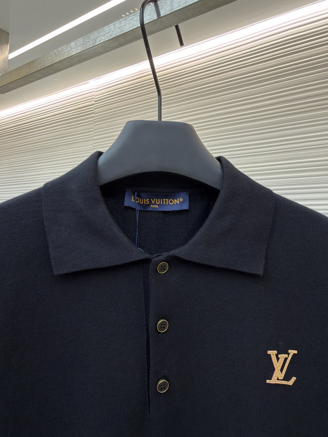 LOUIS VUITTON 路易威登 LV 字母皮牌标识针织Polo衫 短袖 夏款 黑色 B0 1AK71C