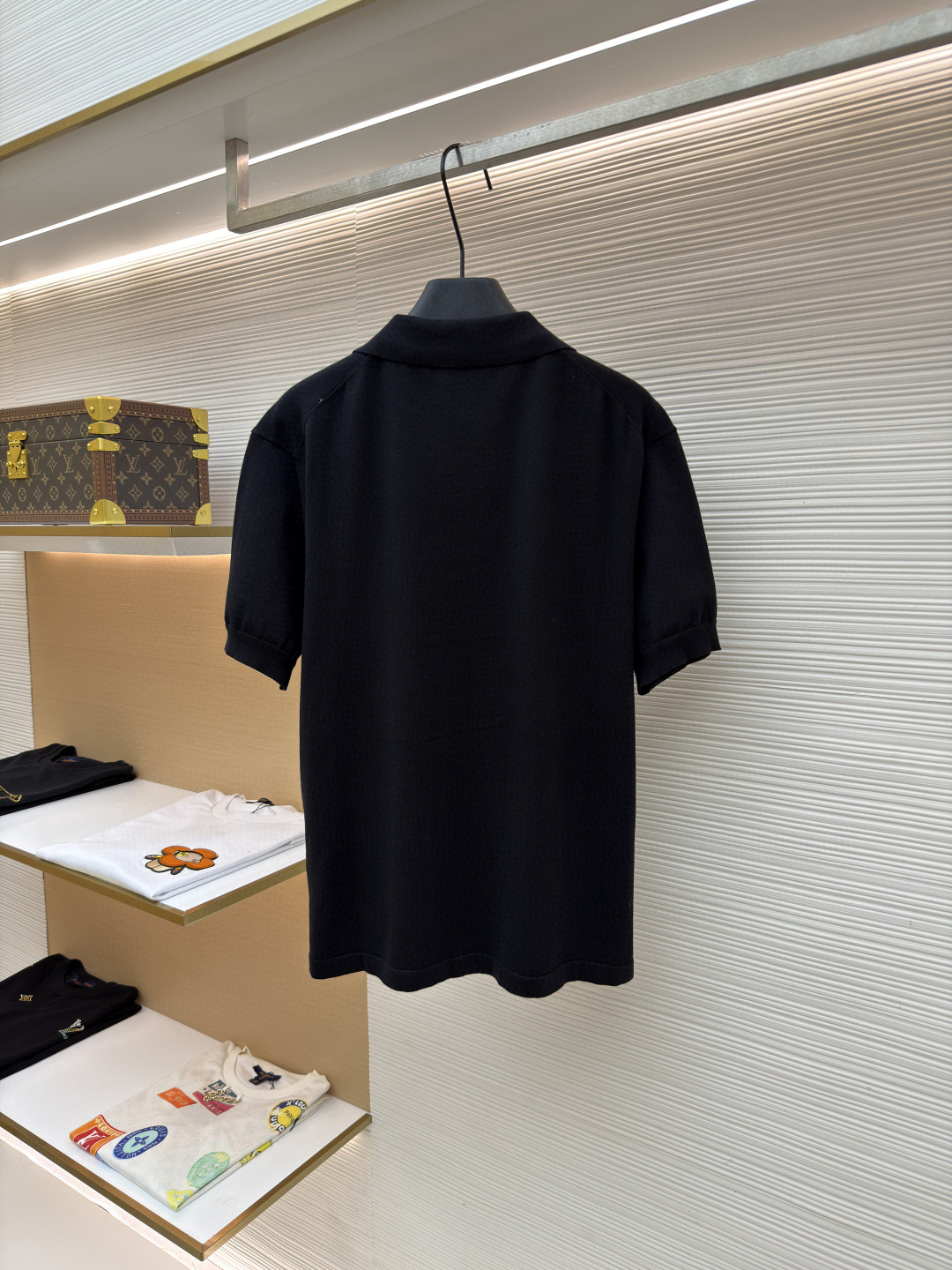 LOUIS VUITTON 路易威登 LV 字母皮牌标识针织Polo衫 短袖 夏款 黑色 B0 1AK71C