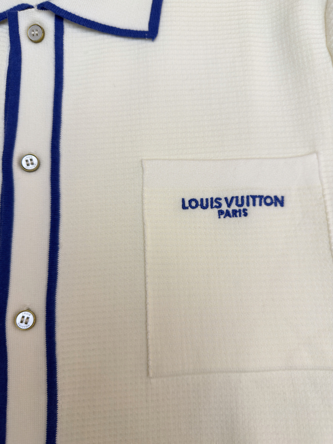 LOUIS VUITTON 路易威登 LV 口袋字母拼色针织衬衫 短袖 夏款 白色 蓝色 B0 1AK6X1