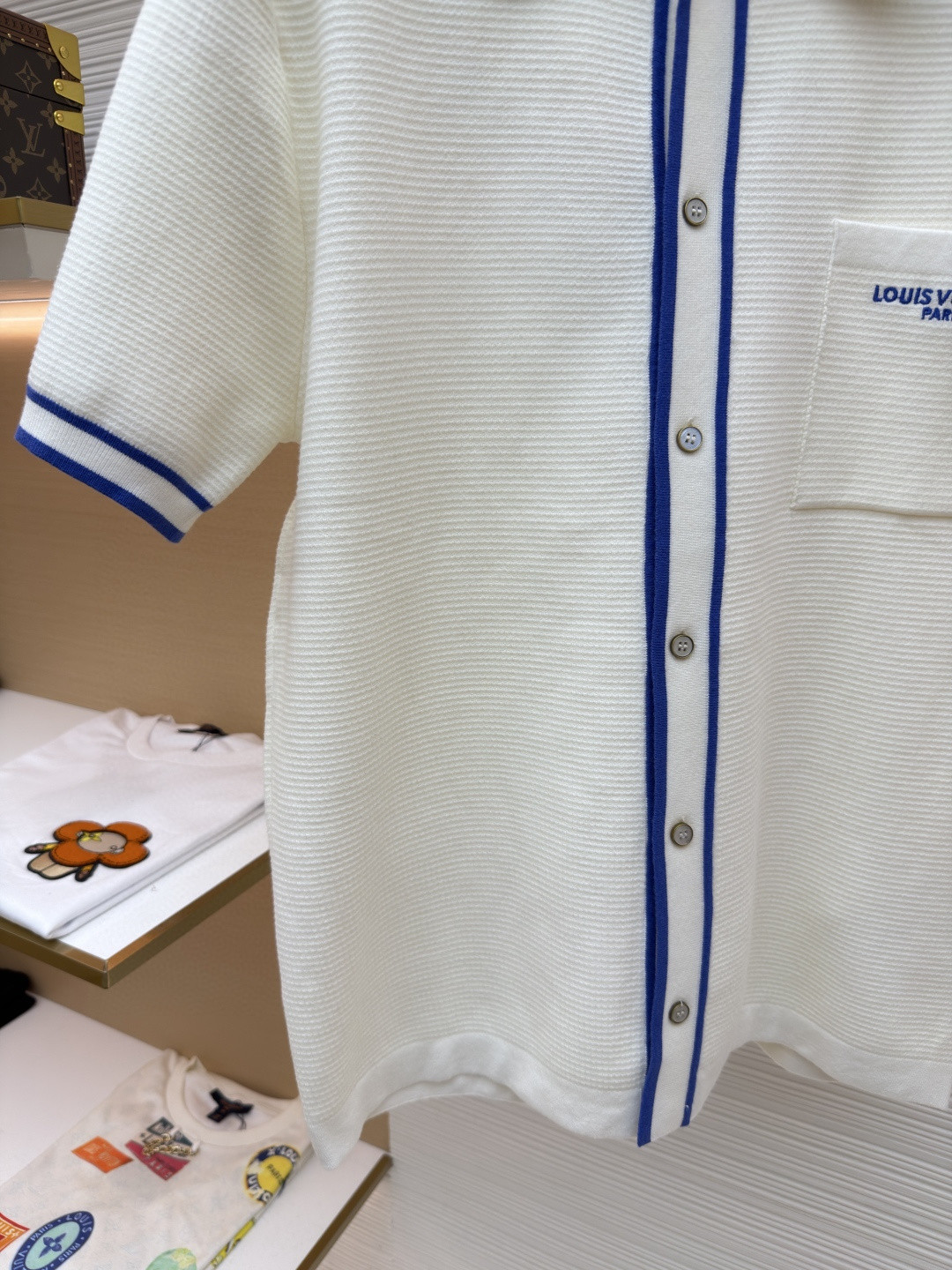 LOUIS VUITTON 路易威登 LV 口袋字母拼色针织衬衫 短袖 夏款 白色 蓝色 B0 1AK6X1
