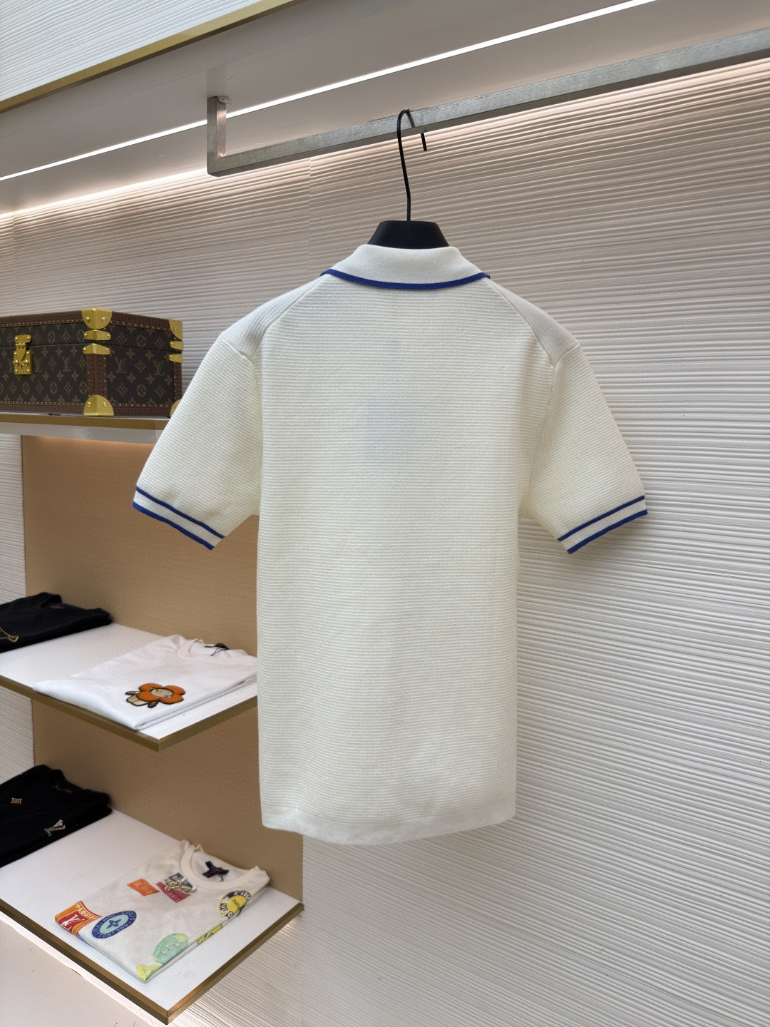LOUIS VUITTON 路易威登 LV 口袋字母拼色针织衬衫 短袖 夏款 白色 蓝色 B0 1AK6X1