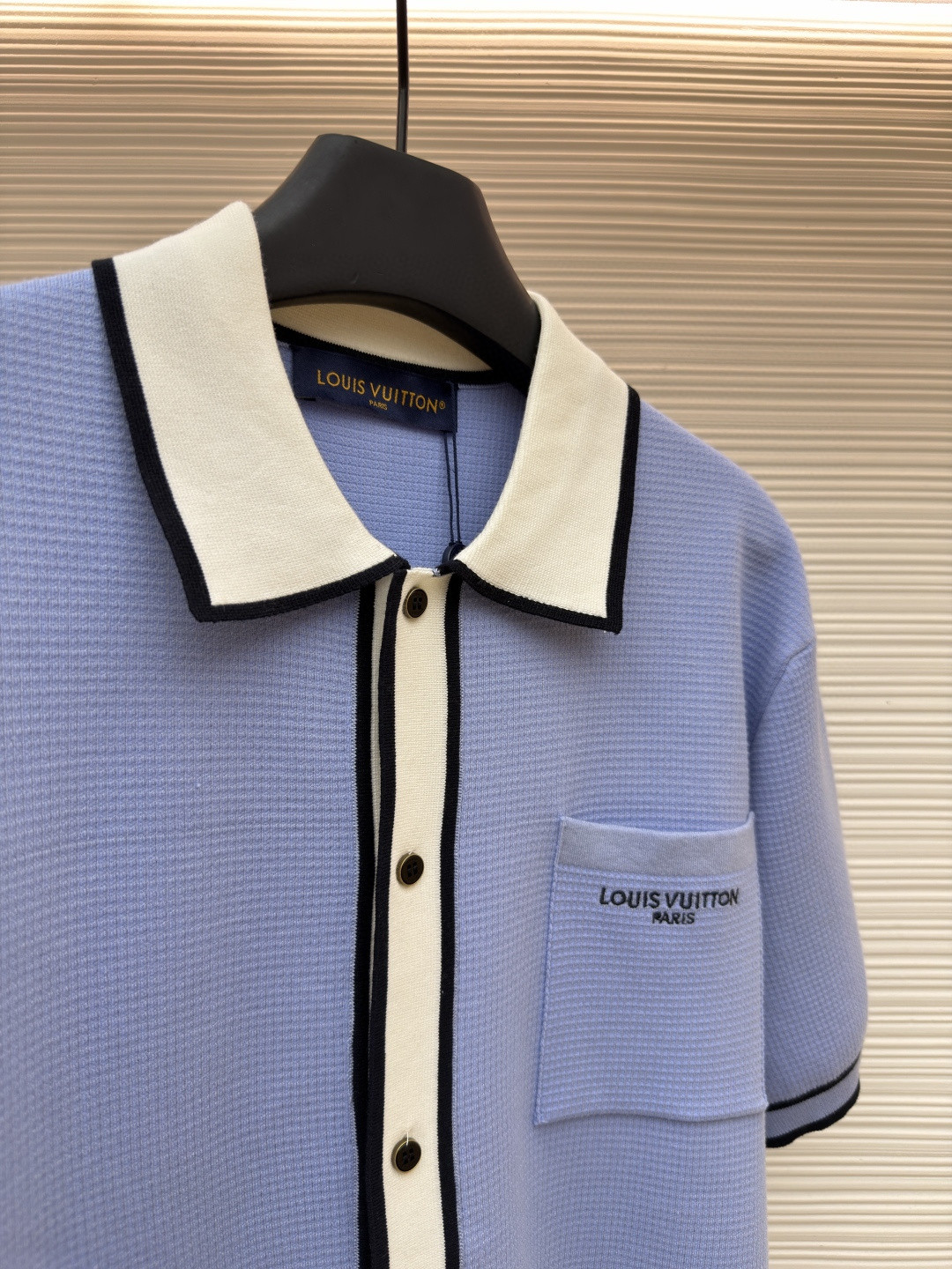 LOUIS VUITTON 路易威登 LV 口袋字母拼色针织衬衫 短袖 夏款 白色 蓝色 B0 1AK6X1