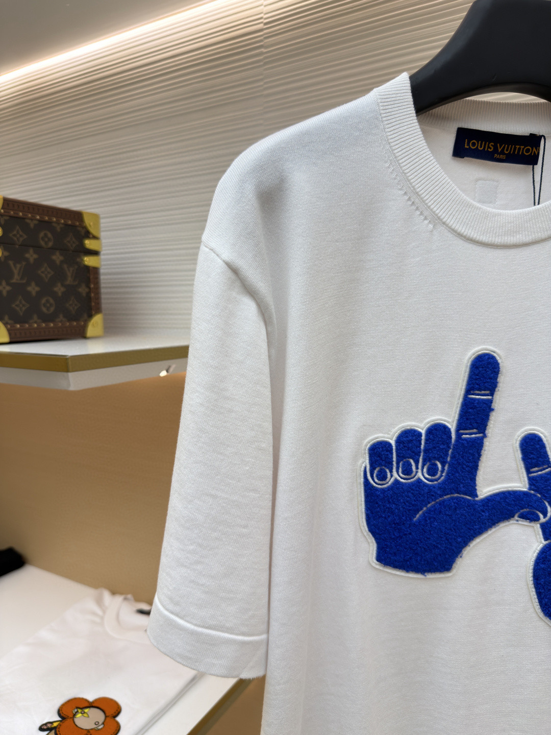 LOUIS VUITTON 路易威登 LV 字母手势刺绣针织圆领短袖 T恤 夏款 白色 B0