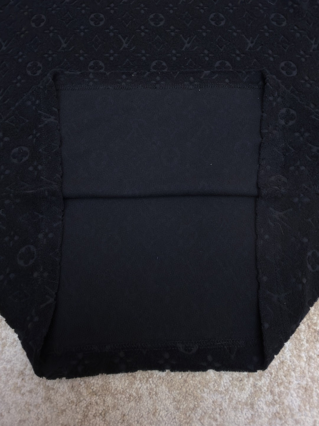 LOUIS VUITTON 路易威登 LV 压纹毛圈布圆领短袖 T恤 夏款 黑色 蓝色 A0