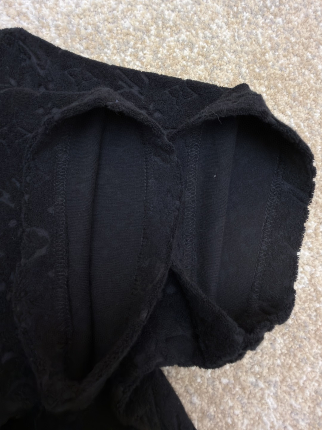 LOUIS VUITTON 路易威登 LV 压纹毛圈布圆领短袖 T恤 夏款 黑色 蓝色 A0