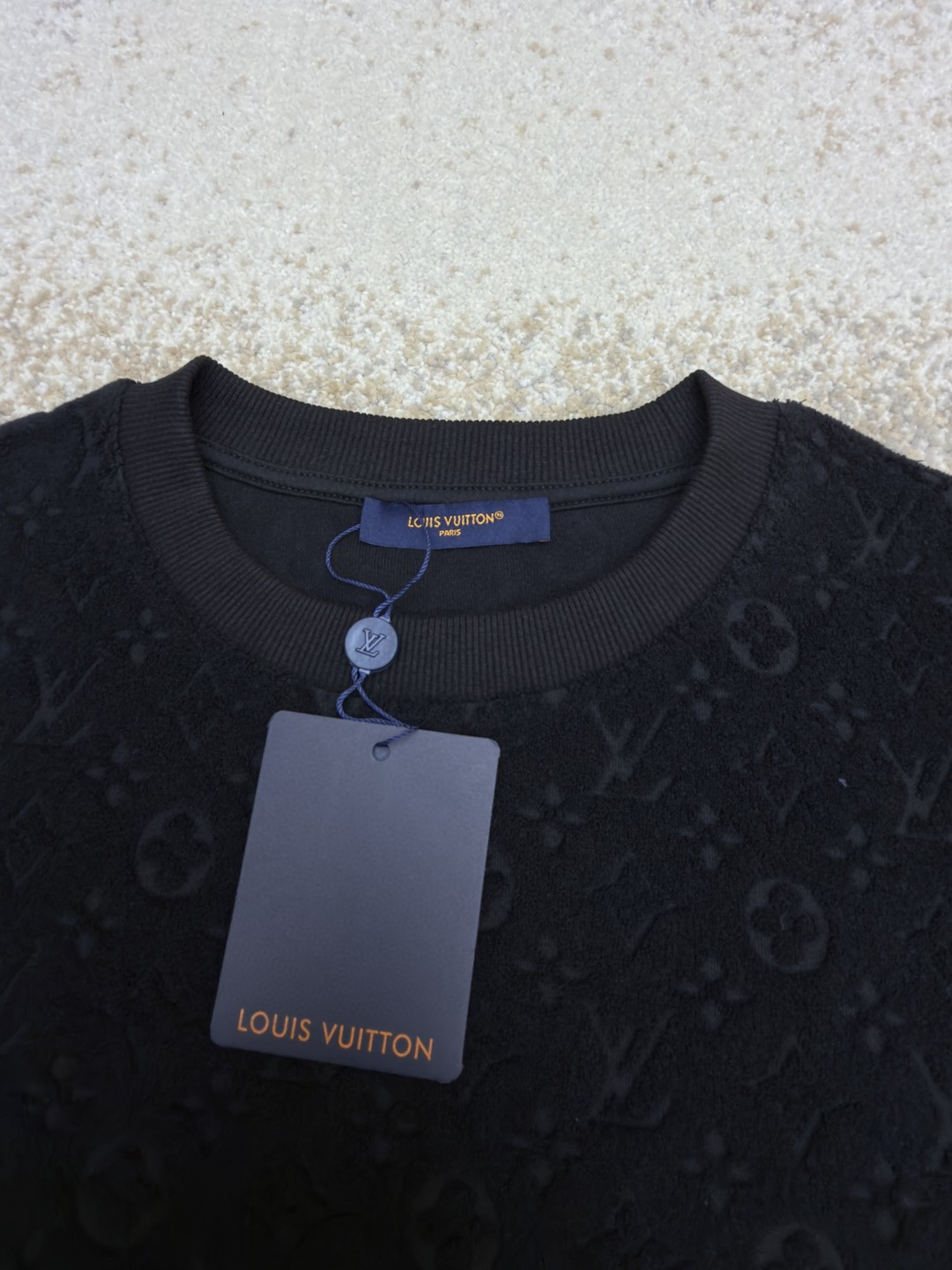 LOUIS VUITTON 路易威登 LV 压纹毛圈布圆领短袖 T恤 夏款 黑色 蓝色 A0