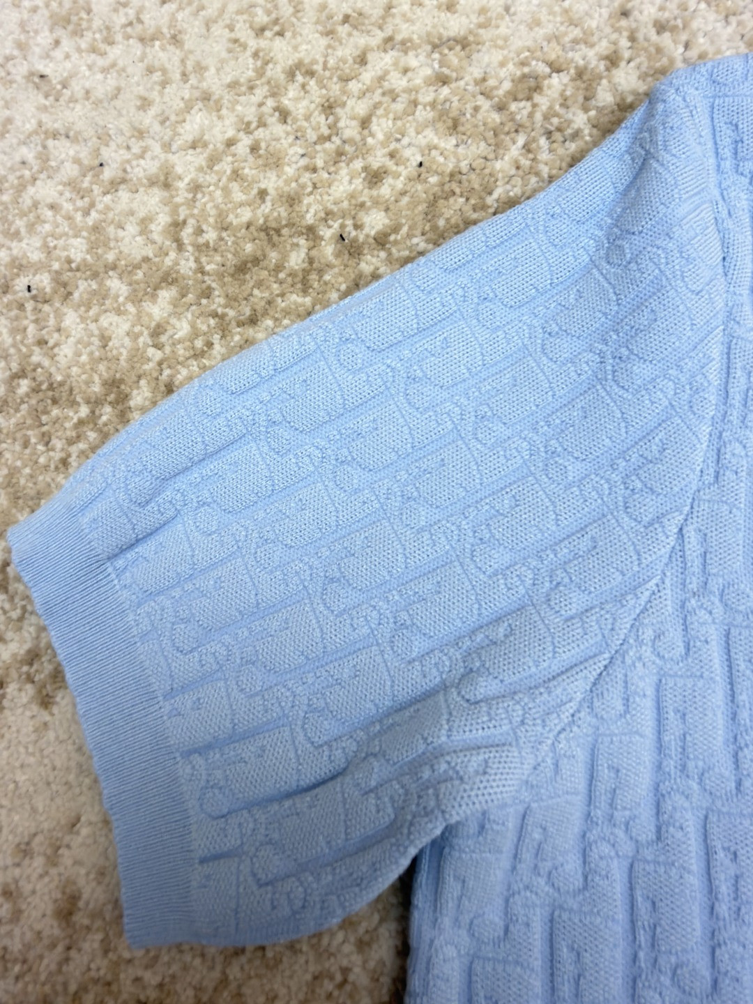 DIOR 迪奥 满印挂饰针织毛衣圆领短袖 T恤 夏季 女款 白色 蓝色 B0 624S24A5E33-X0400