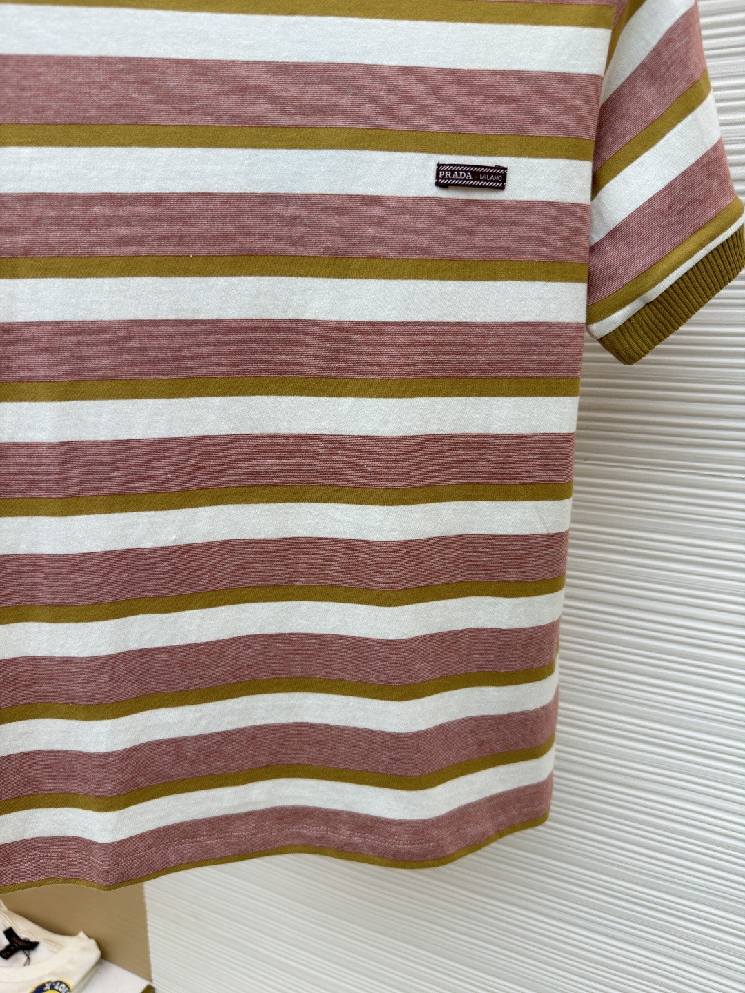 PRADA 普拉达 撞色徽标条纹圆领短袖 T恤 女款 夏季 肉粉色 A0 39662-19AT-F05AD-S-OOO