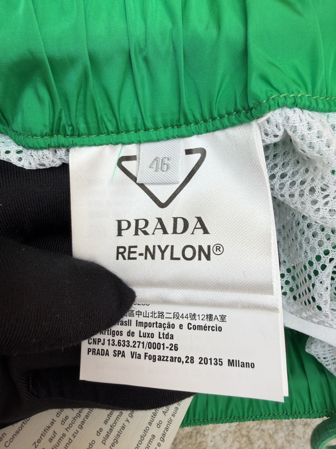 PRADA 普拉达 口袋三角标松紧腰工装裤 短裤 休闲裤 裤子 黑色 军绿色 绿色 B0 UB380-1WQ9-F077U-S-OOO