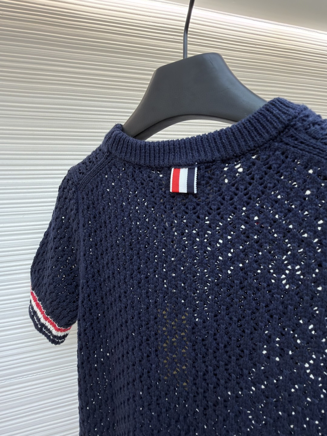 THOM BROWNE 条纹镂空圆领针织衫 短袖 T恤 灰色 蓝色 藏蓝色 粉色 白色 A7 FKA511A-Y306-2472