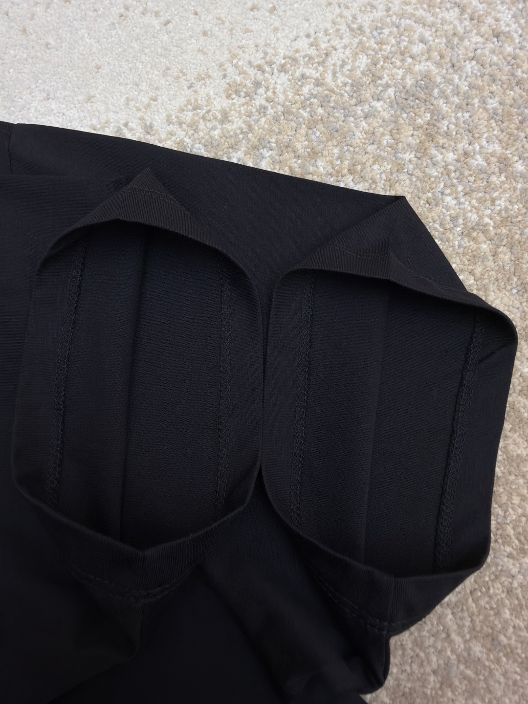 Loewe 罗意威 刺绣logo圆领短袖 T恤 红色 黑色 A0 H616Y22XAH-1100