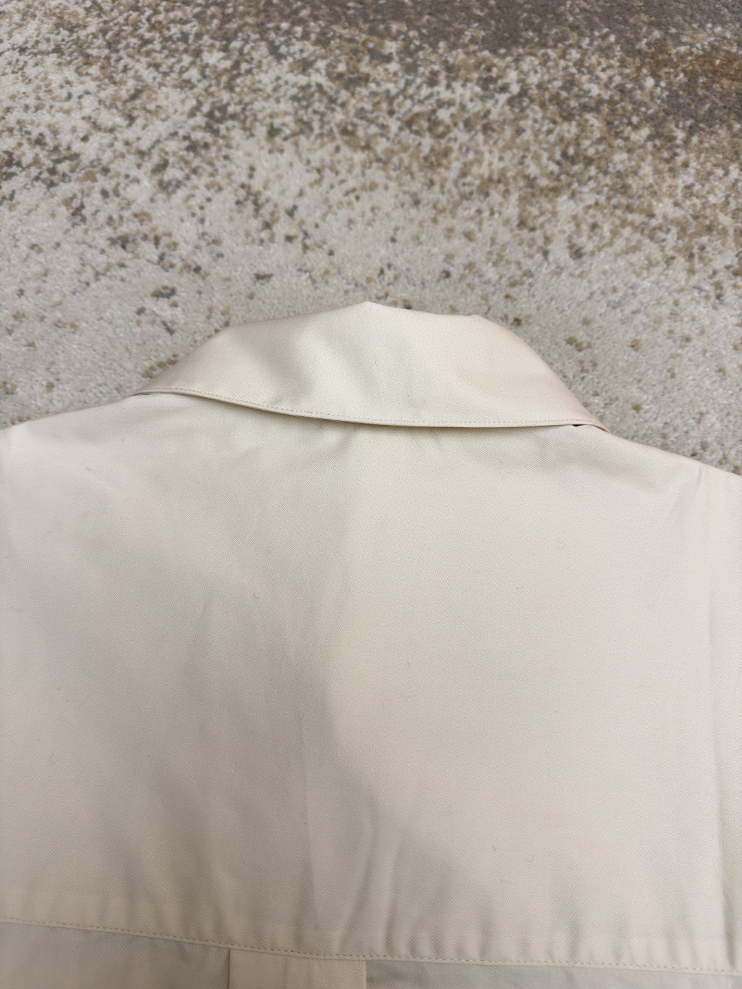 LOEWE 罗意威 双色刺绣贴袋衬衫 外套 长袖 米色 棕色 B0 H526Y05XAN-2370