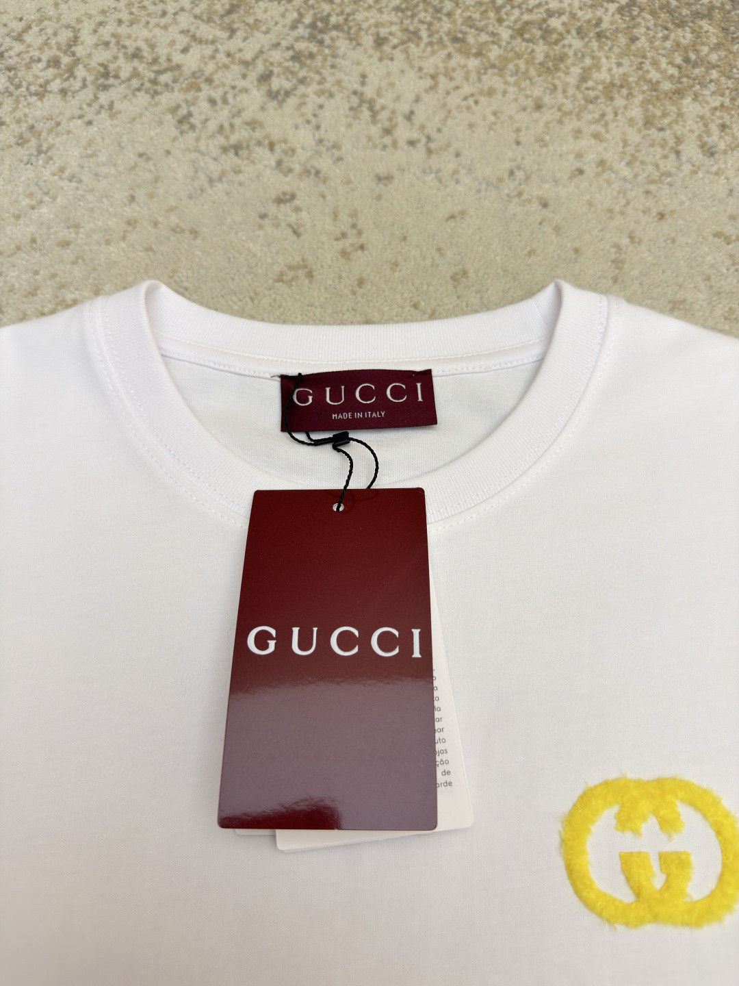 GUCCI 古驰 雪花绒字母标识绣花圆领短袖 T恤 夏季 白紫 白黄 A0 