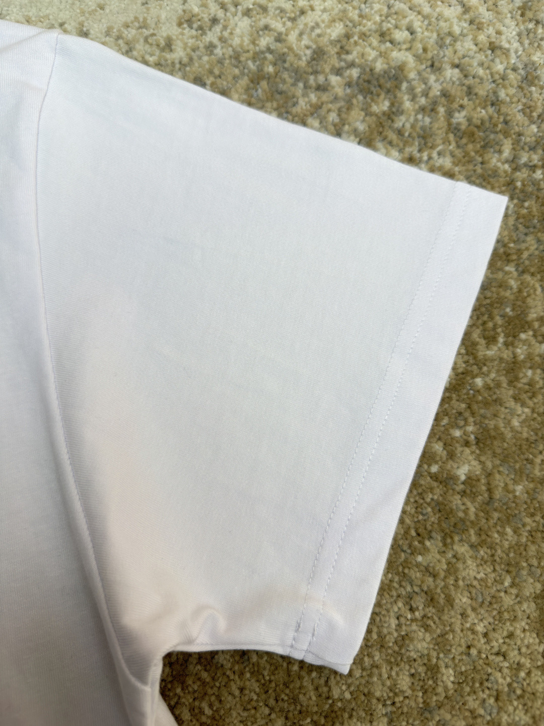GUCCI 古驰 雪花绒字母标识绣花圆领短袖 T恤 夏季 白紫 白黄 A0 