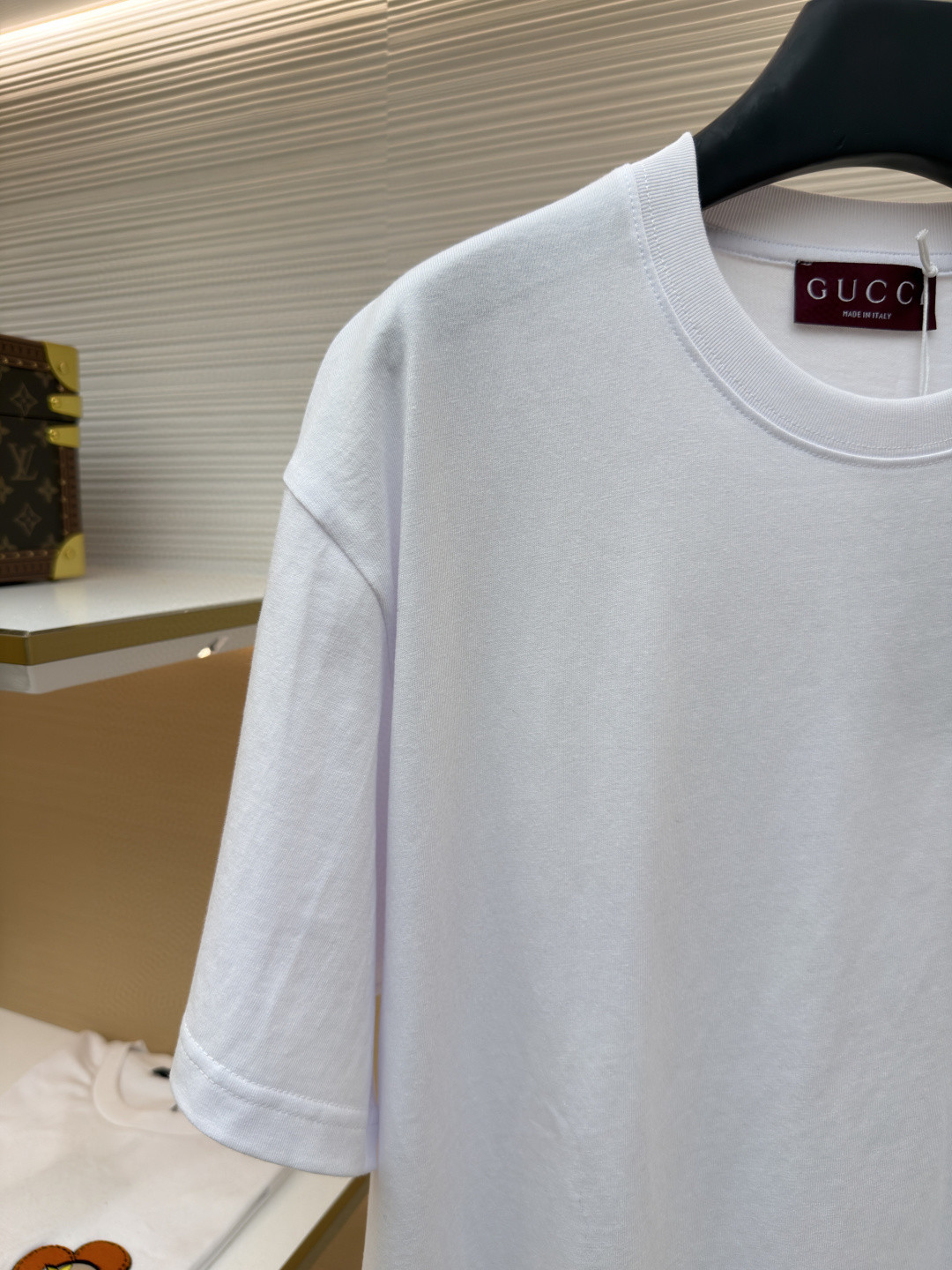 GUCCI 古驰 雪花绒字母标识绣花圆领短袖 T恤 夏季 白紫 白黄 A0 
