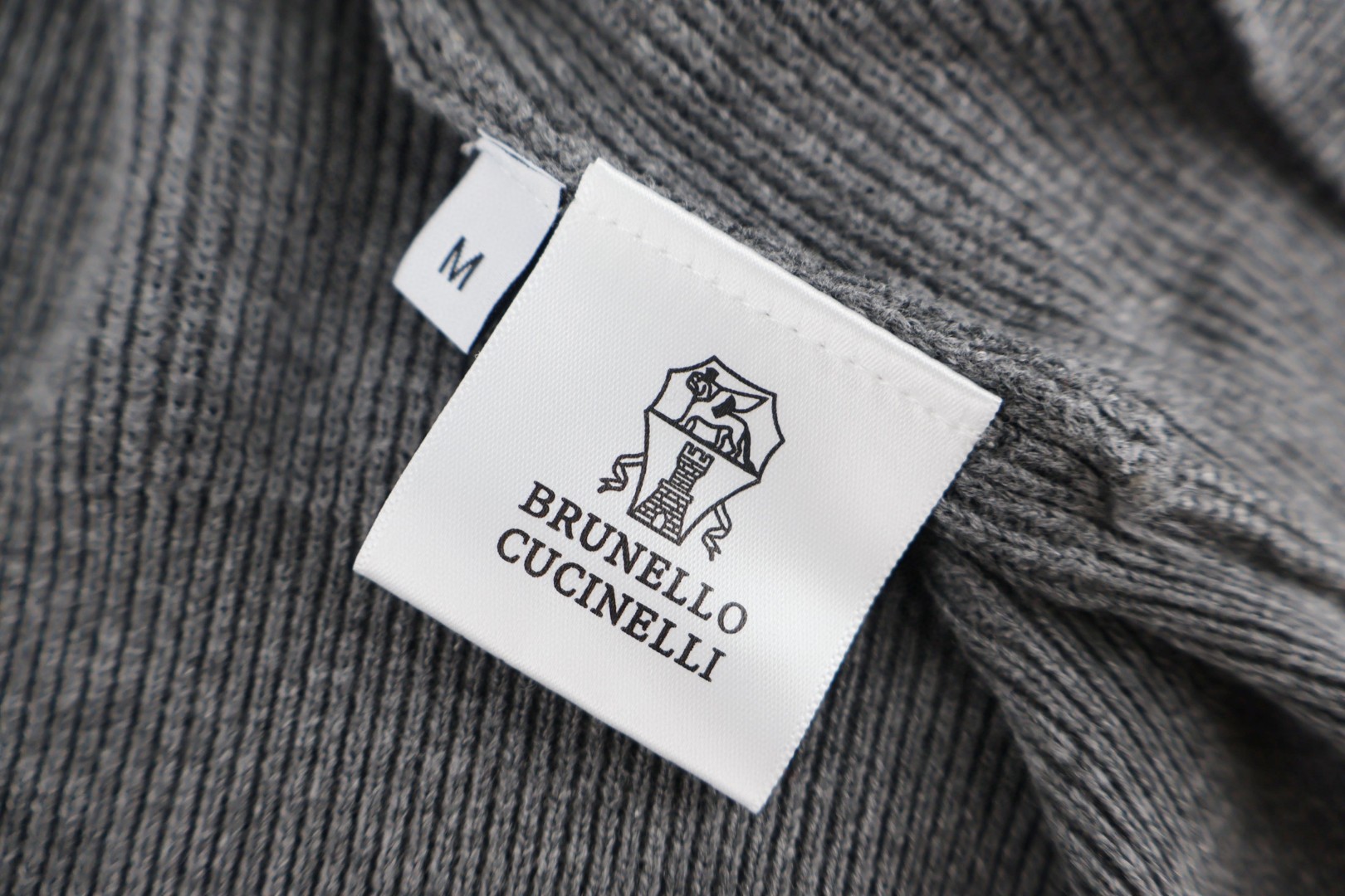 Brunello Cucinelli BC 毛边罗纹领口针织衫 短袖 T恤 杏色 黑色 B0 261M2L707710-CRO75