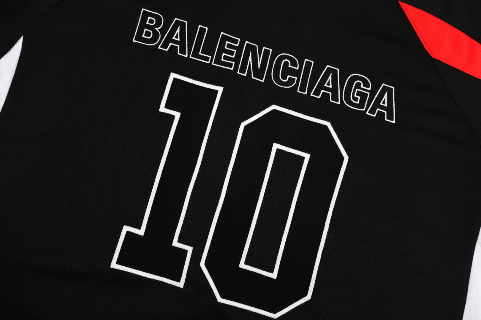 Balenciaga 巴黎世家 NBA 联名款 廓形拼色10号球衣 短袖 T恤 夏季 黑色 B0 863852TTVW21060