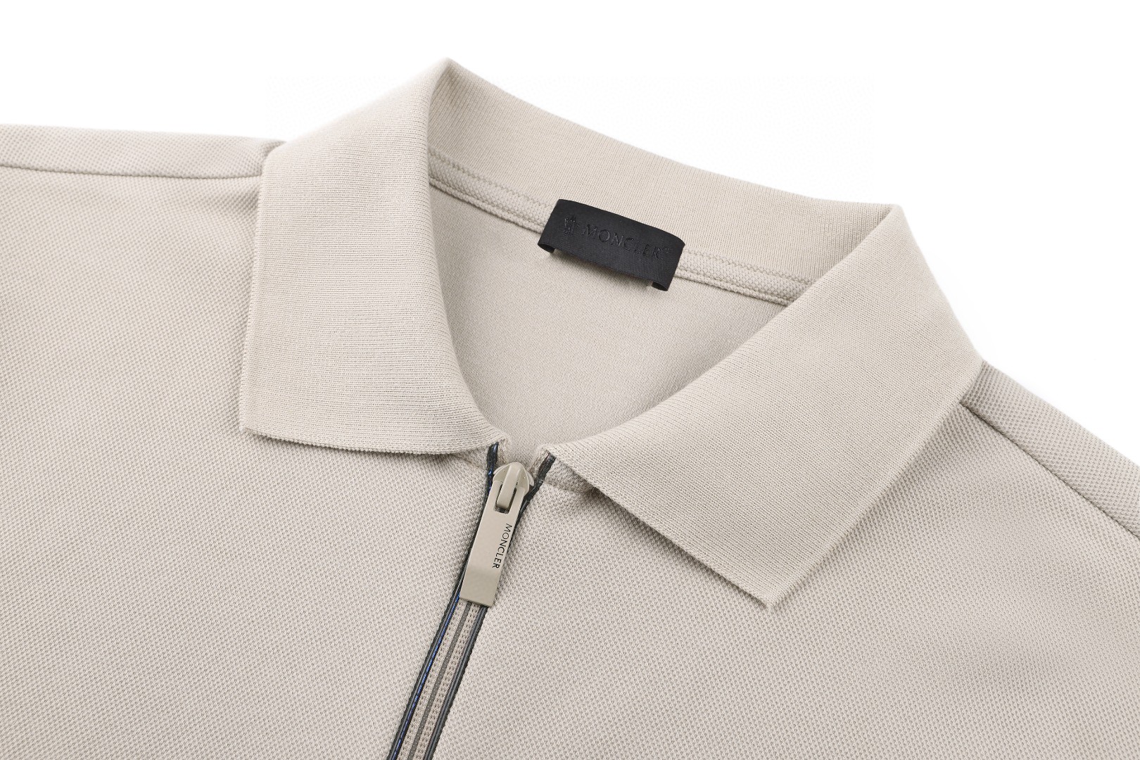 Moncler 蒙口 标识贴片棉质珠地半拉链Polo衫 短袖 T恤 夏季 黑色 米白色 A2 K20918A0000189A16999