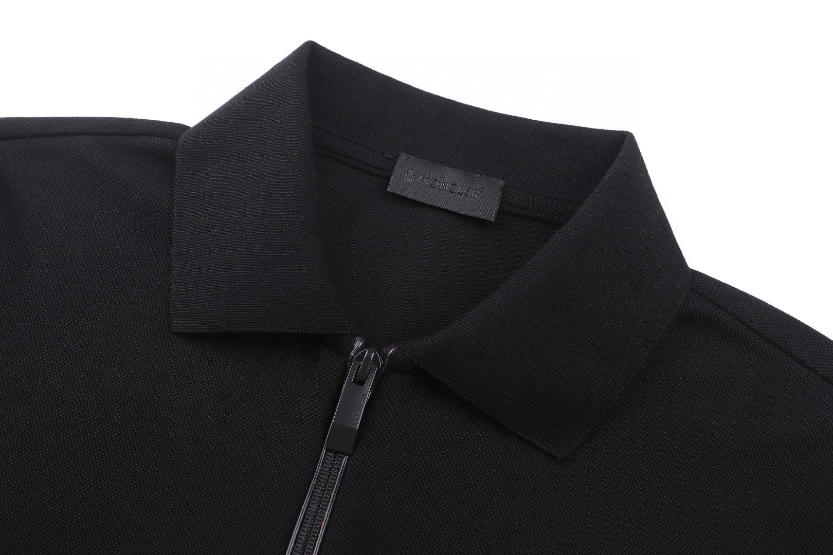 Moncler 蒙口 标识贴片棉质珠地半拉链Polo衫 短袖 T恤 夏季 黑色 米白色 A2 K20918A0000189A16999