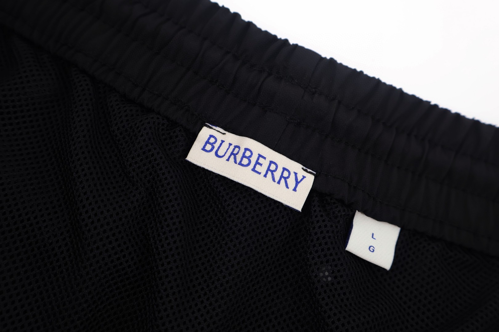 Burberry 巴宝莉 侧边格纹织带抽绳休闲短裤 裤子 运动裤 黑色 蓝色 藏蓝色 A7 
