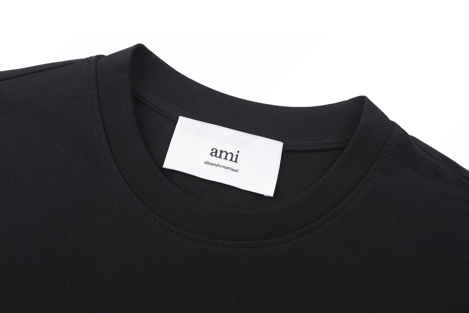 AMIPARIS Ami 爱心标识刺绣圆领短袖 T恤 夏季 黑色 白色 A0 HTS346724-100