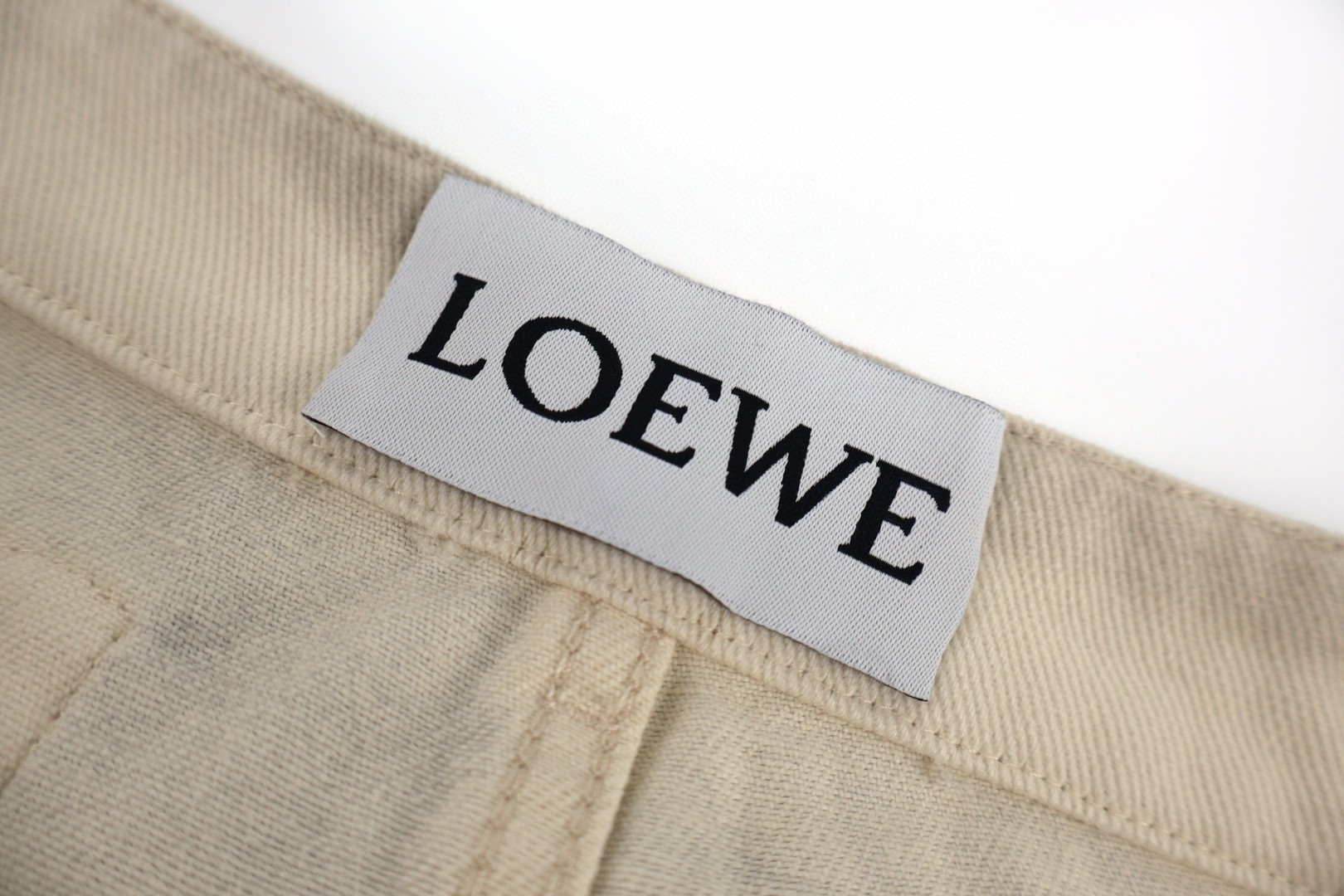 Loewe 罗意威 做旧水洗牛仔裤 长裤 裤子 B5