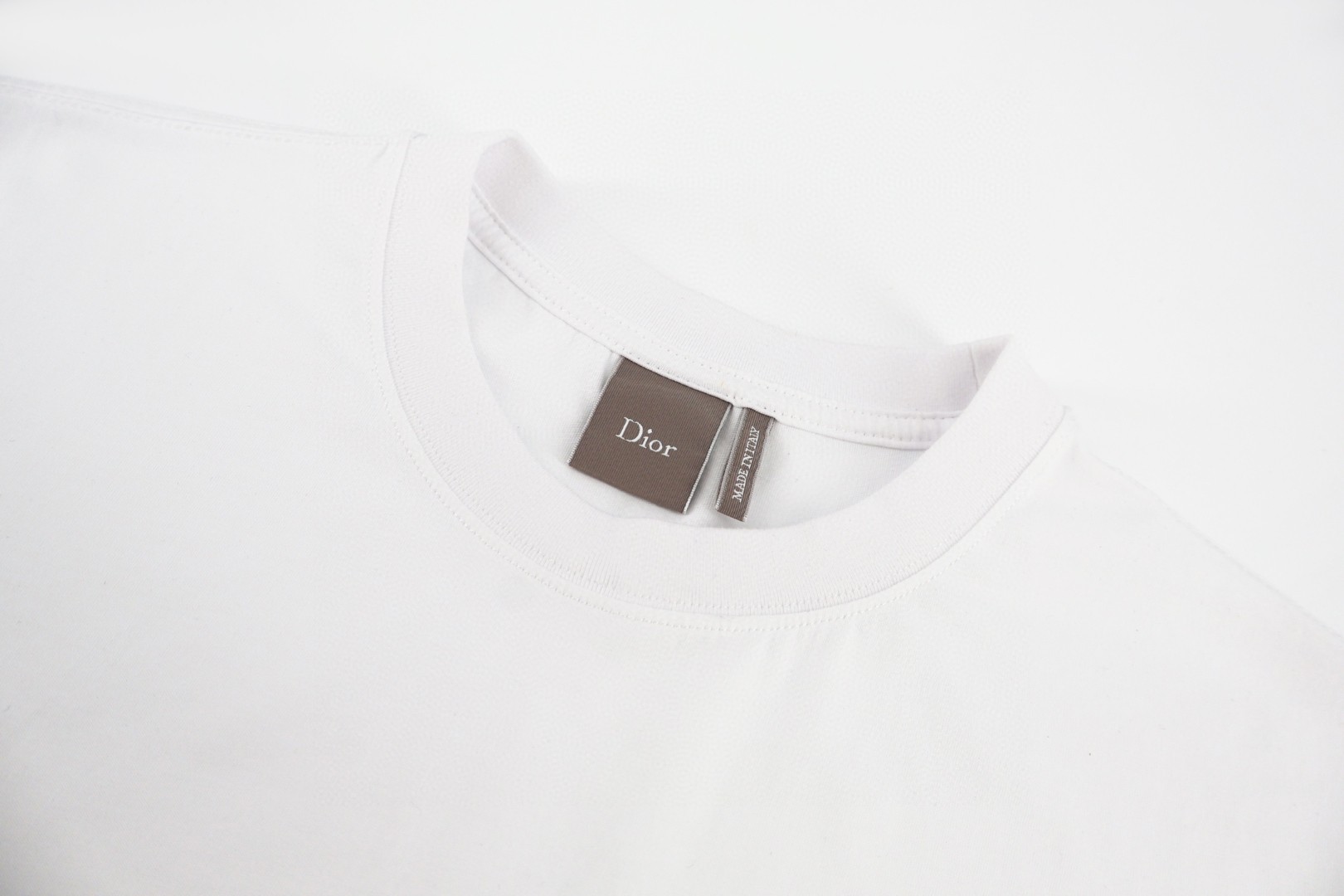 DIOR 迪奥 重工皇冠徽章刺绣圆领短袖 T恤 白色 A2 693J637B3282-C089