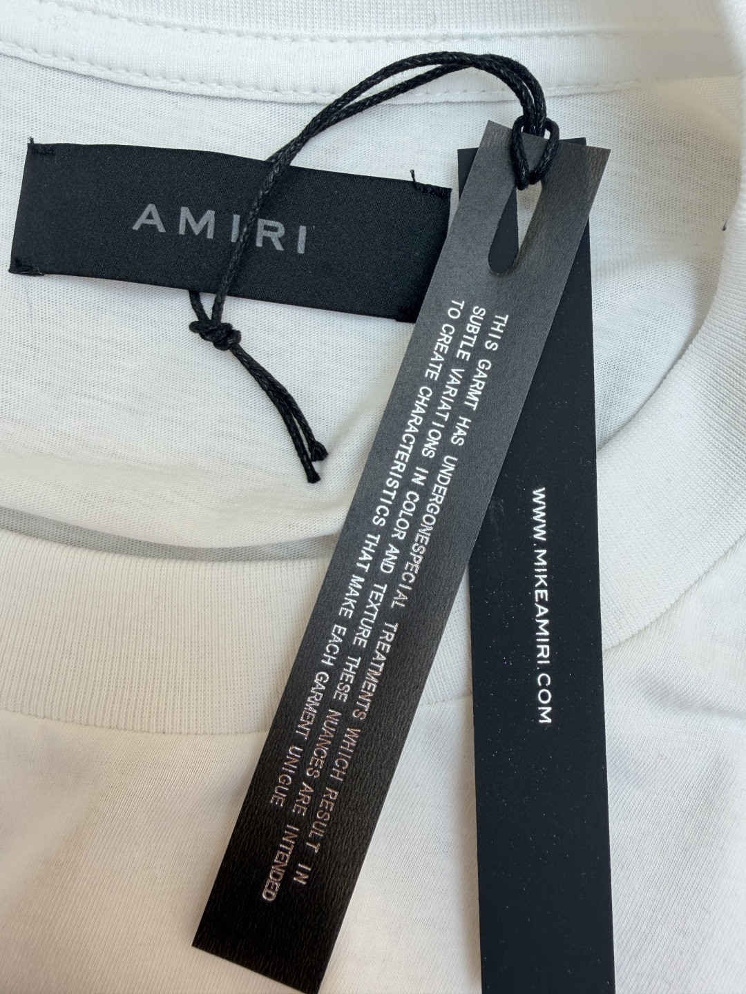 AMIPARIS Ami 徽标印花圆领短袖 T恤 夏季 白色 黑色 A0 PXMJLT001-100