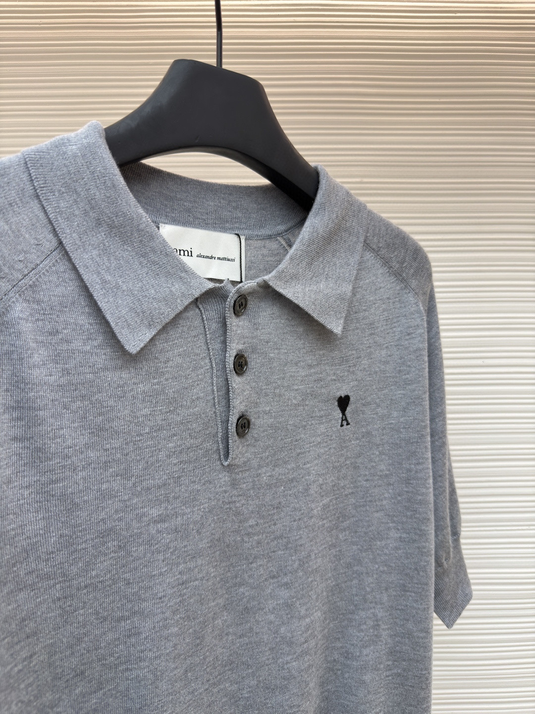 AMIPARIS Ami 爱心绣花针织Polo衫 毛衣 短袖 灰色 A5 HPL438KN00390504