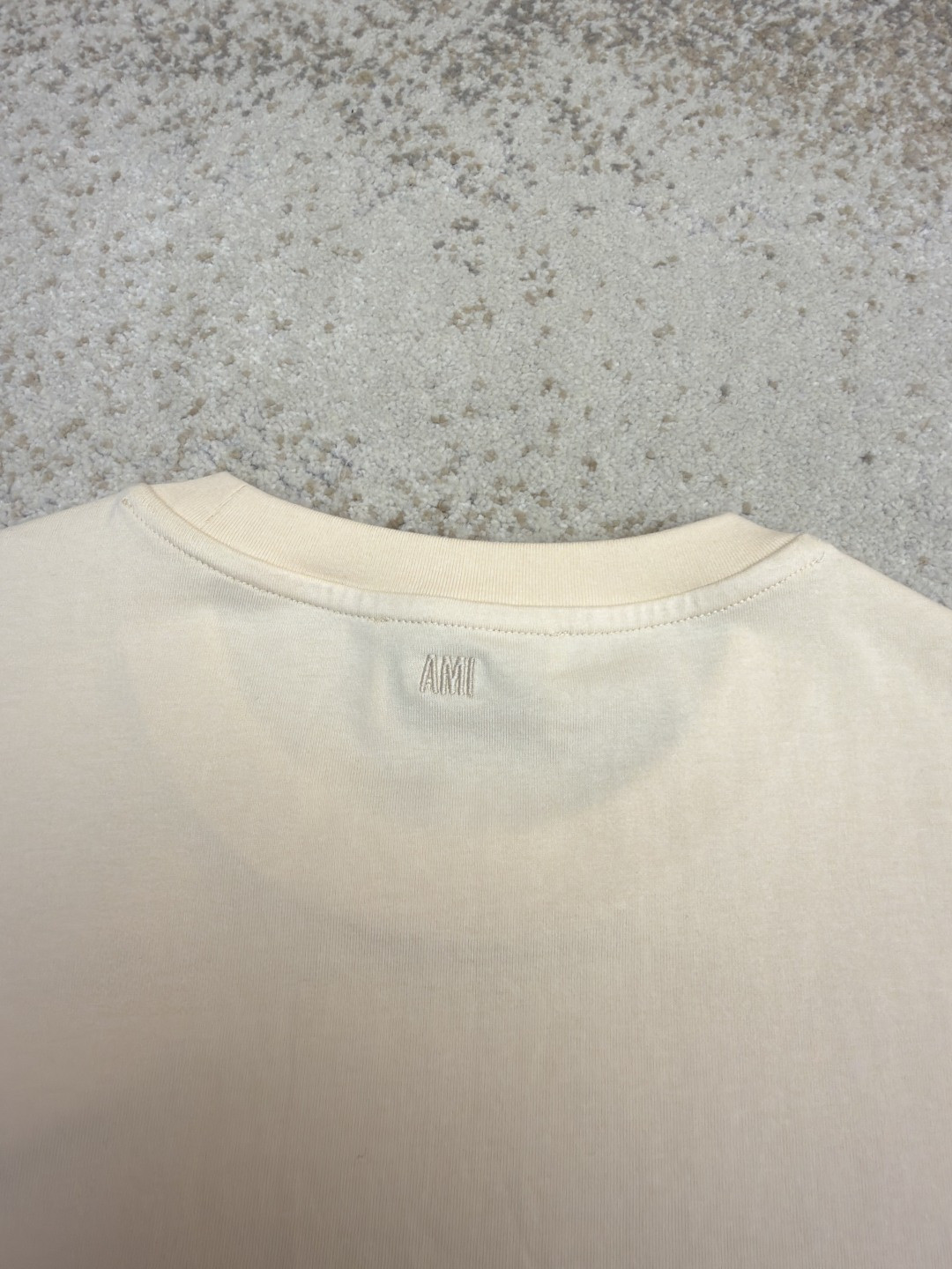 AMIPARIS Ami 钩针编织爱心圆领短袖 T恤 夏季 杏色 藏蓝色 A0 HTS065726-136