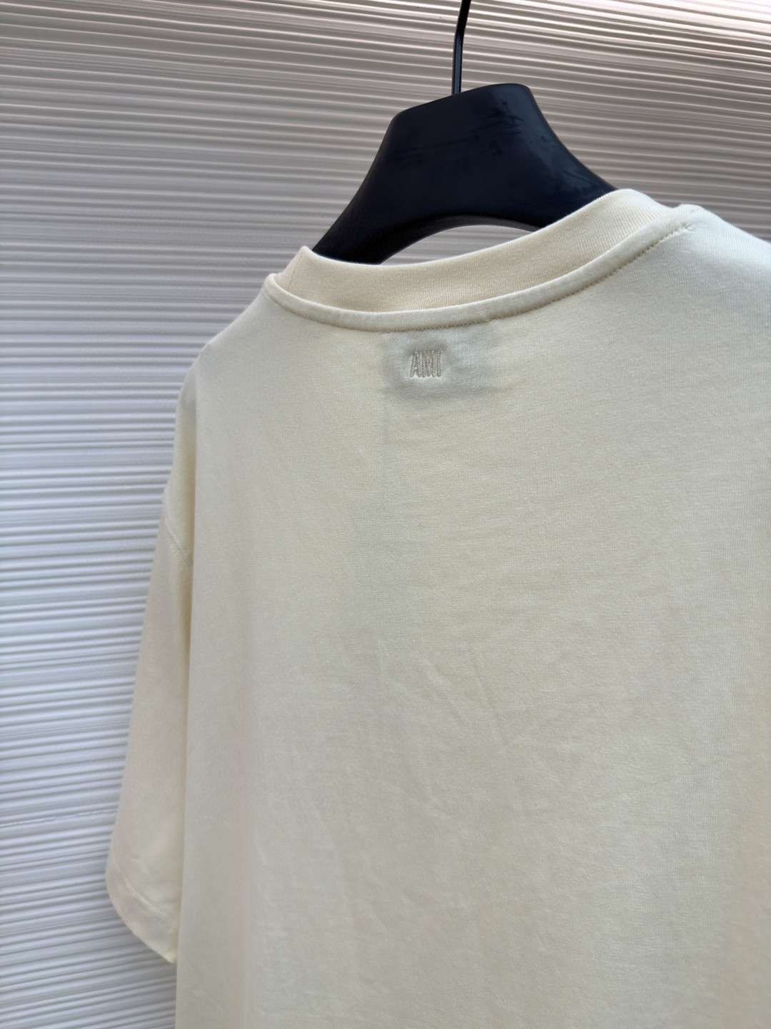 AMIPARIS Ami 钩针编织爱心圆领短袖 T恤 夏季 杏色 藏蓝色 A0 HTS065726-136