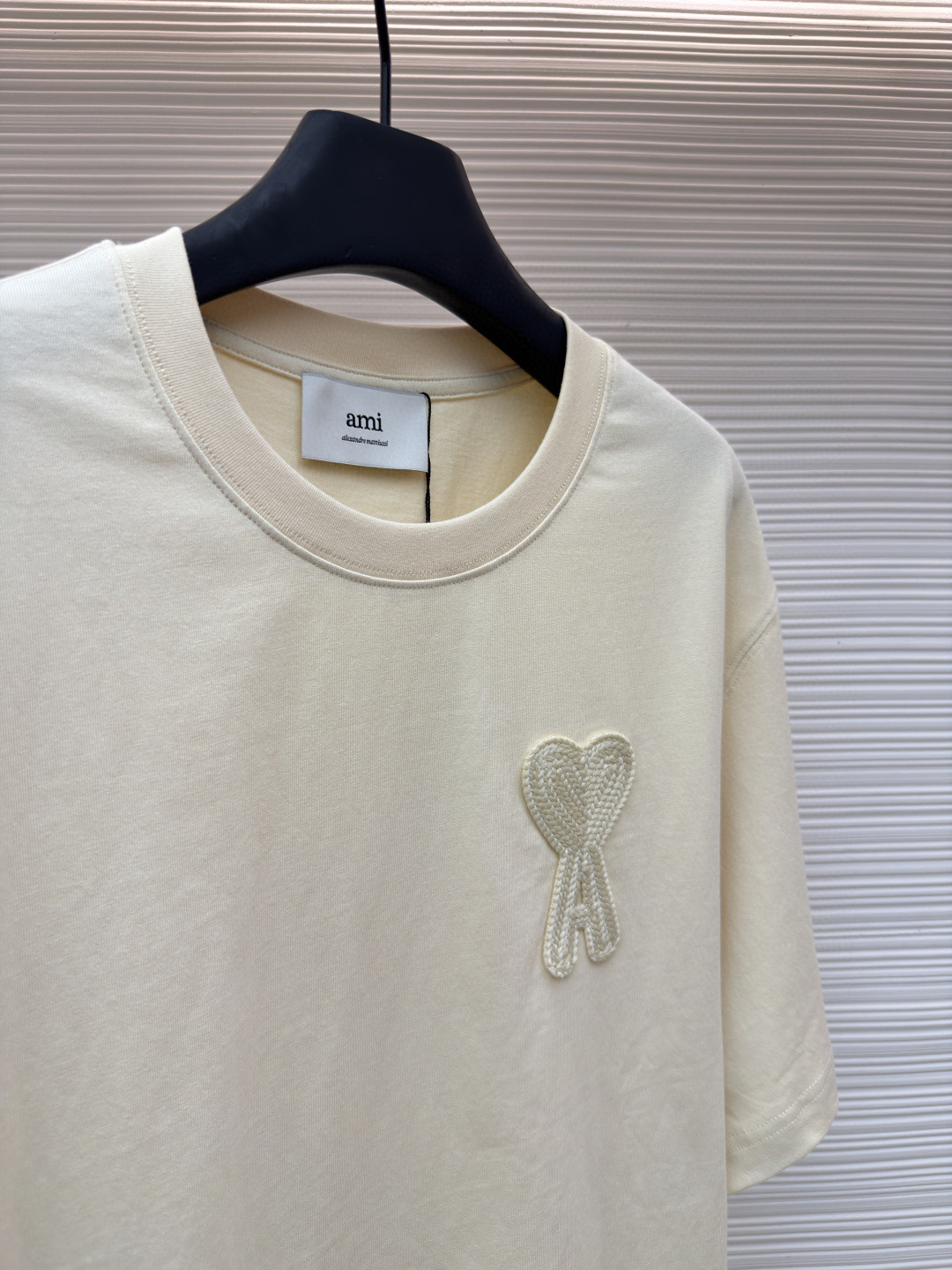 AMIPARIS Ami 钩针编织爱心圆领短袖 T恤 夏季 杏色 藏蓝色 A0 HTS065726-136